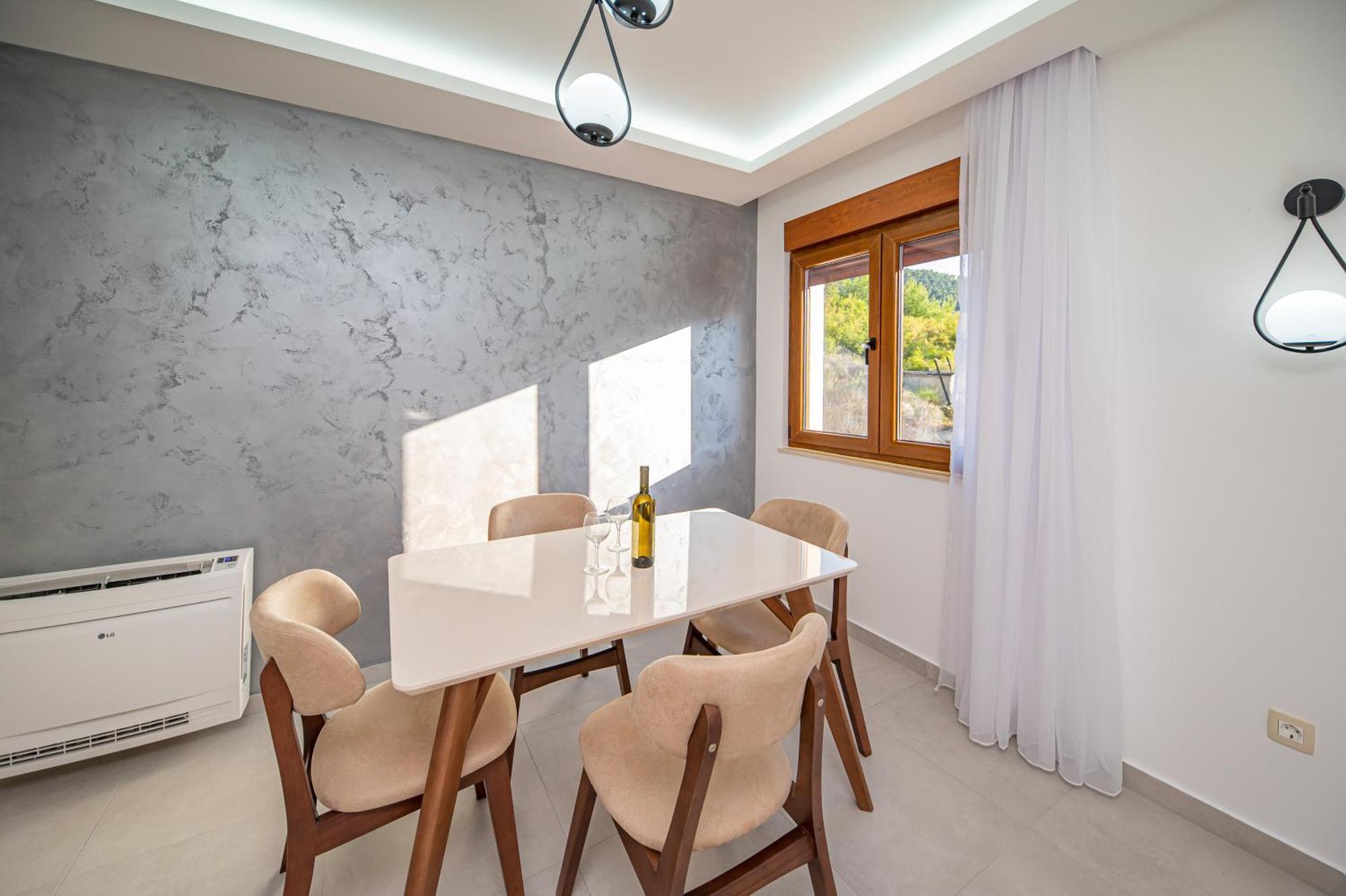 Red Hill Apartment Kotor Luaran gambar