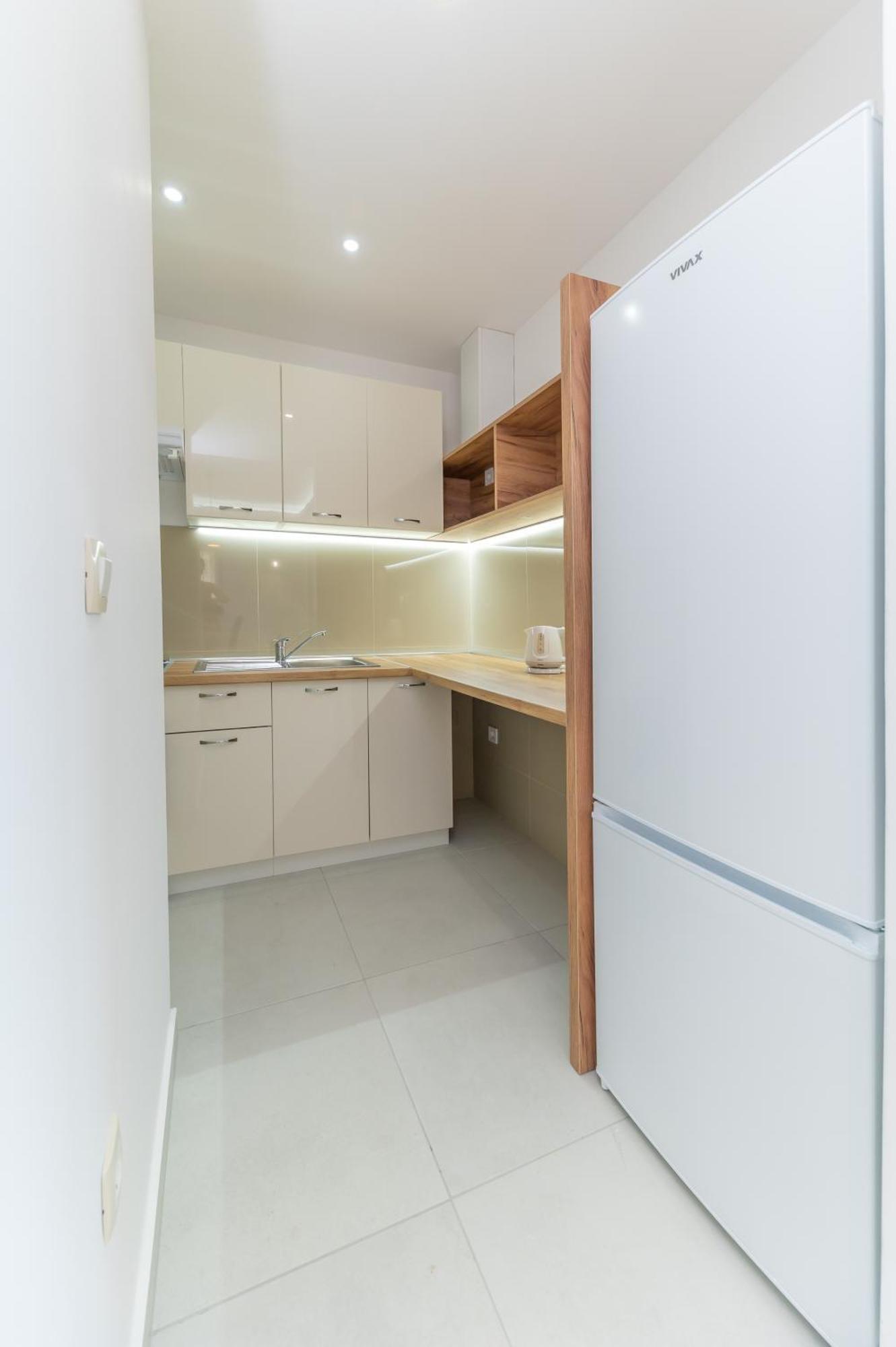 Red Hill Apartment Kotor Luaran gambar