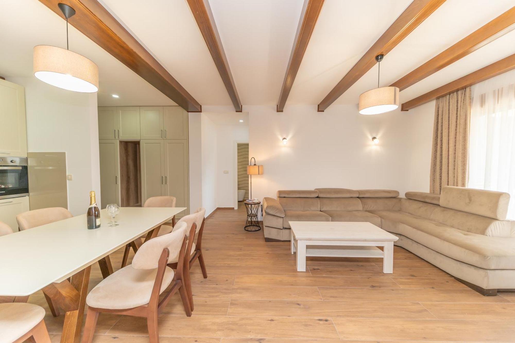 Red Hill Apartment Kotor Luaran gambar